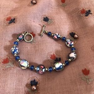 Glass bead bracelet